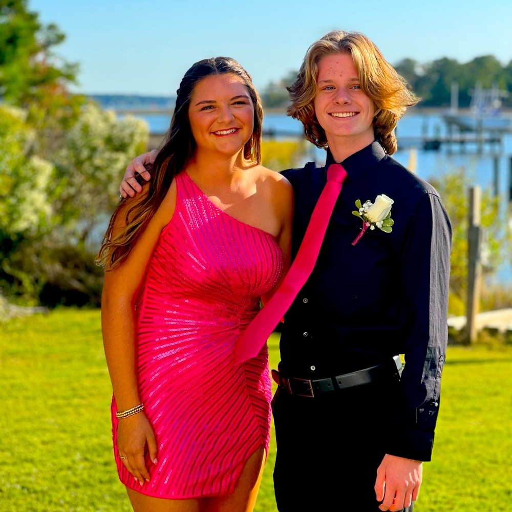 Cute pink sequins dress